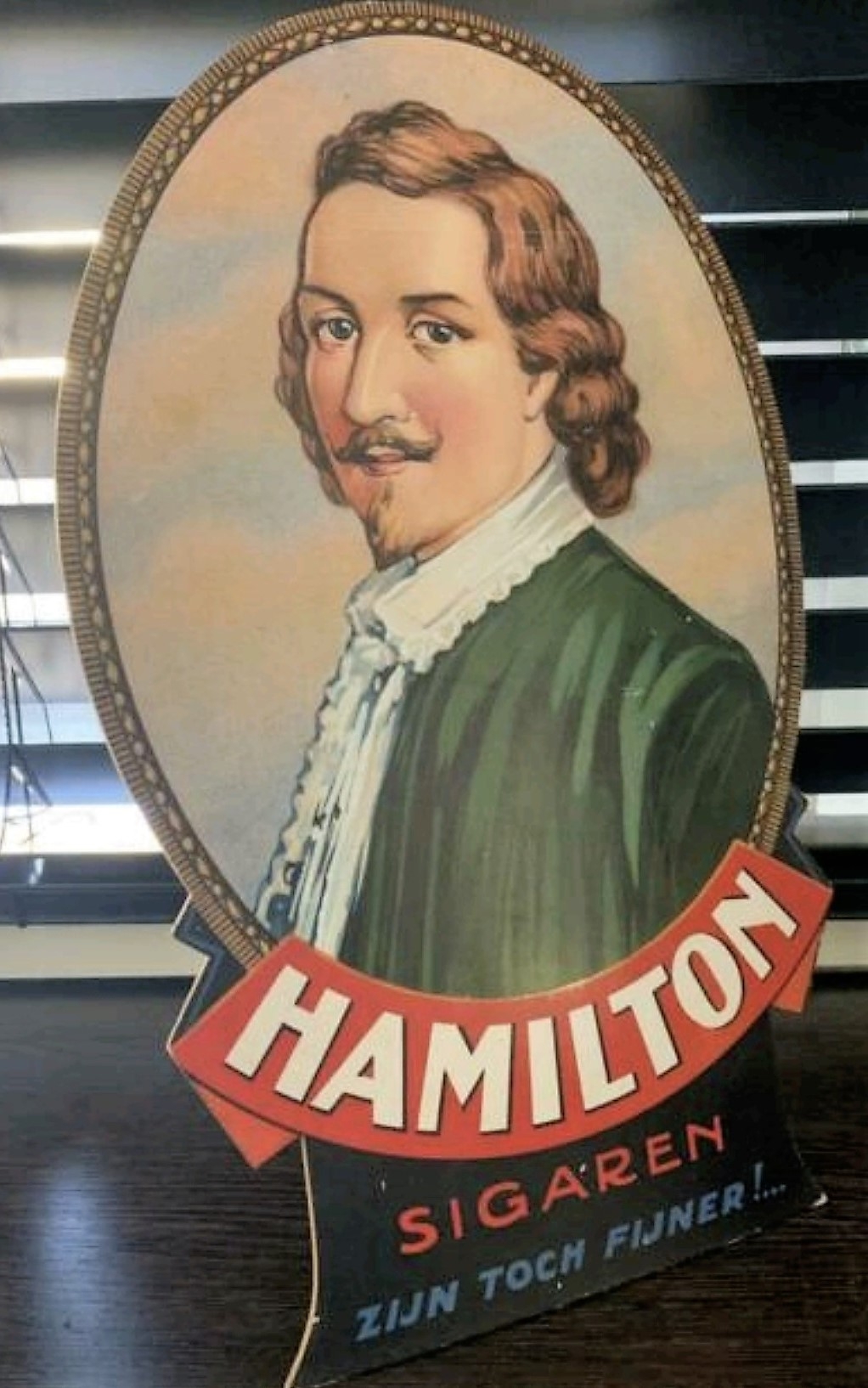 Hamilton, sigaren, karton, RECLAME MP Hamilton, sigaren, karton, RECLAME MP