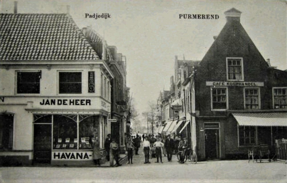 Heer Jan de Tabak Sigarenwinkel - Purmerend anno 1946 ANSICHTKAART MP Heer Jan de Tabak Sigarenwinkel - Purmerend anno 1946 ANSICHTKAART MP