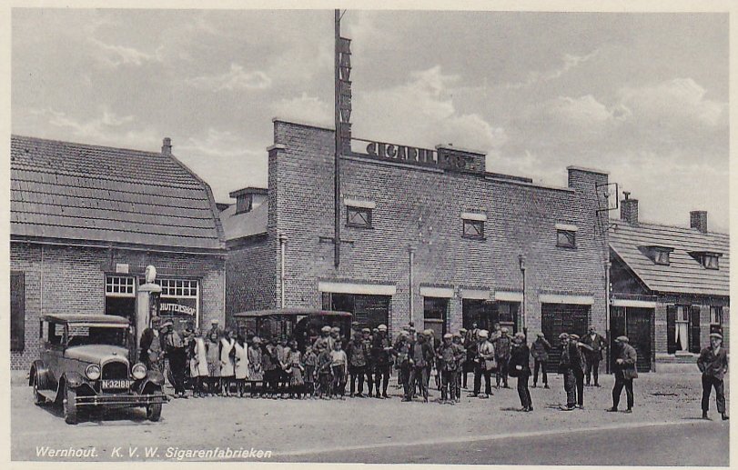 K.V.W. (Kaveewee) Sigarenfabrieken - Wernhout ANSICHTKAART M K.V.W. (Kaveewee) Sigarenfabrieken - Wernhout ANSICHTKAART M