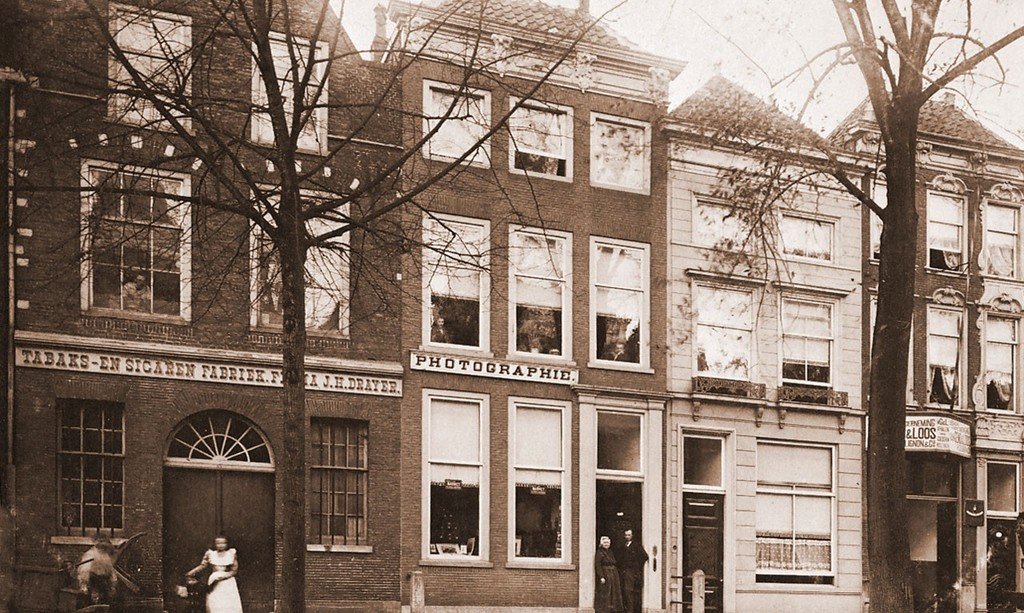 Drayer J.H. Tabak en Sigarenfabriek - Delft KAART L Drayer J.H. Tabak en Sigarenfabriek - Delft KAART L