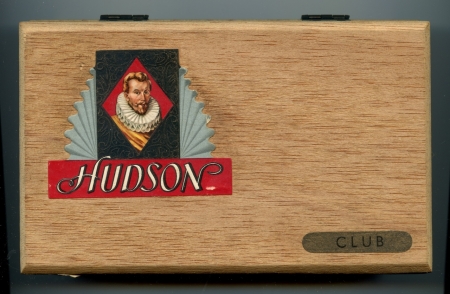 Hudson Club  50/f8.50  R