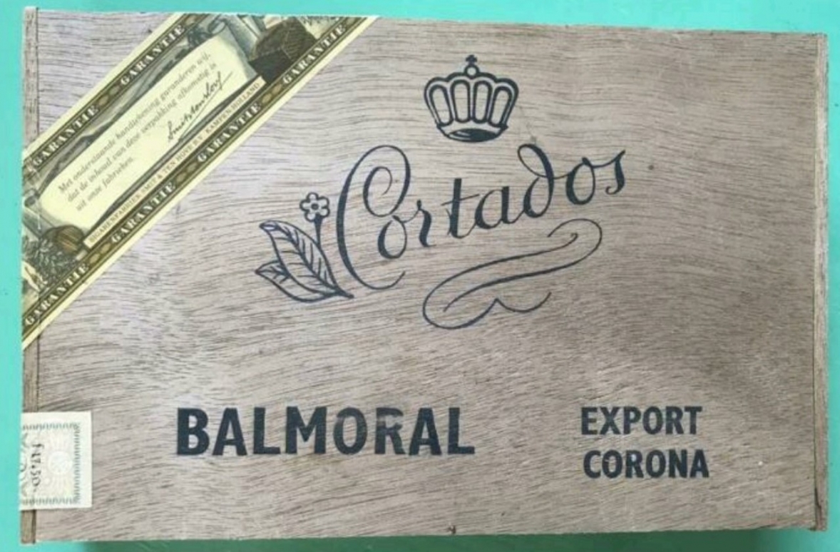 BALMORAL- CORTADOS kist 25 sigaren prijs f17.- M BALMORAL- CORTADOS kist 25 sigaren prijs f17.- M