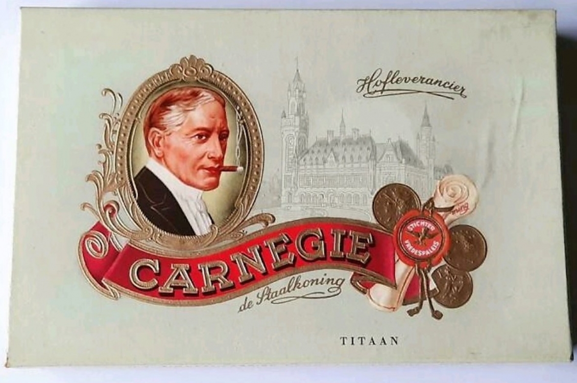 Carnegie Titaan sigaren doos M Carnegie Titaan sigaren doos M
