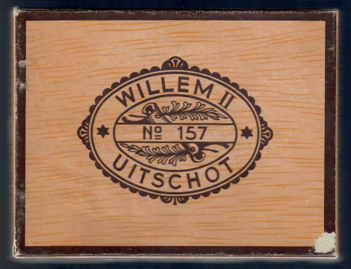 Uitschot No 157 sigaren kist