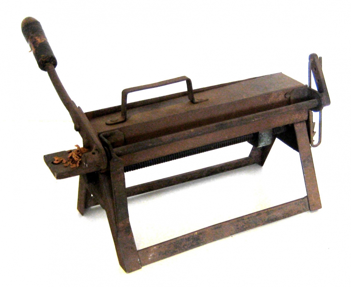 Kerfmachine WO II, voor amateurtabak F Kerfmachine WO II, voor amateurtabak F