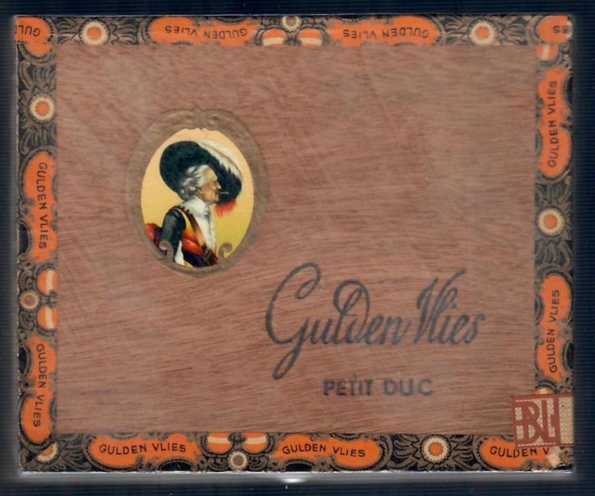Petit Duc kistje voor 25 sigaartjes ƒ 3,50 L Petit Duc kistje voor 25 sigaartjes ƒ 3,50 L