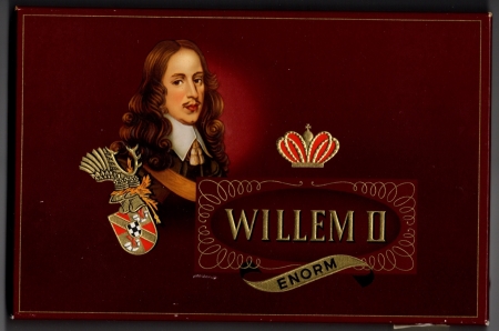 Enorm 10 sigaren f7.00 banderol 574 doos R Enorm 10 sigaren f7.00 banderol 574 doos R